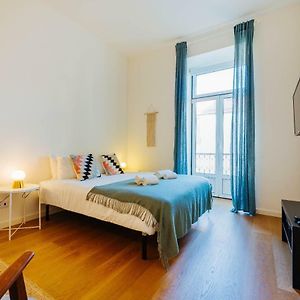 Amazing Open Space Apt in downtown Baixa